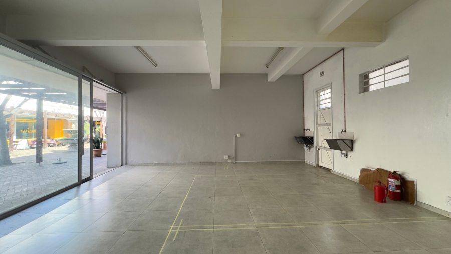 To Let Commercial Property for Rent in Somerset West Western Cape